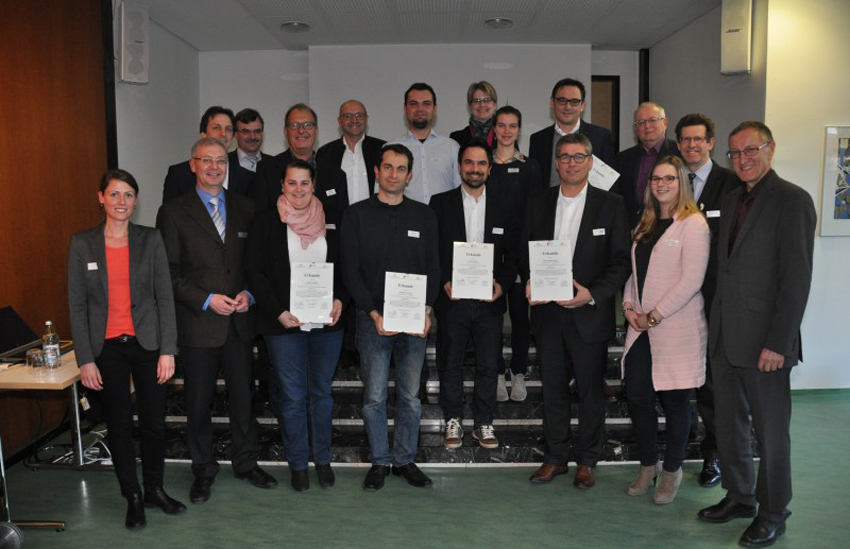 18-02-06-ECOfit-Abschluss_Gruppenfoto-800x531